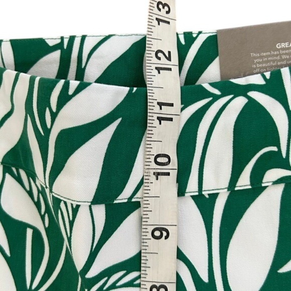 Soft Surroundings Superla Slim Leg Crop Pants Leaf Print Ankle Pants Size 6/8 - Picture 6 of 15